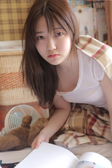 开裆吊带白色蕾丝内裤